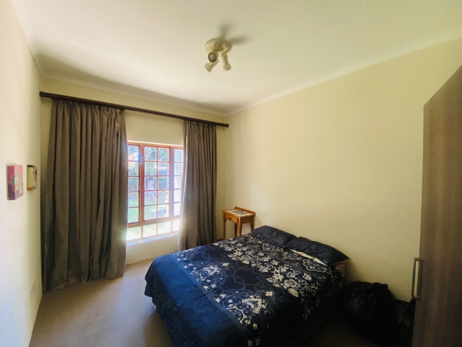5 Bedroom Property for Sale in New Redruth Gauteng