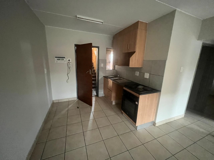 2 Bedroom Property for Sale in Alveda Park Gauteng