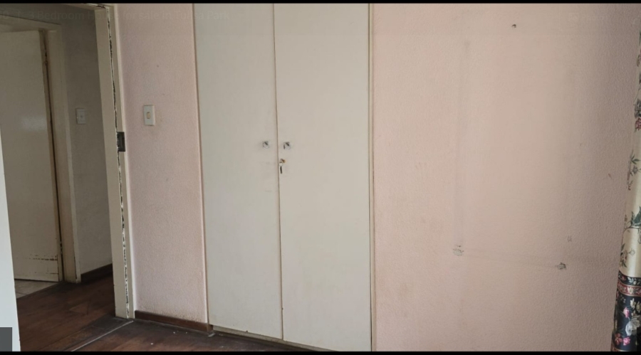 3 Bedroom Property for Sale in Tulisa Park Gauteng