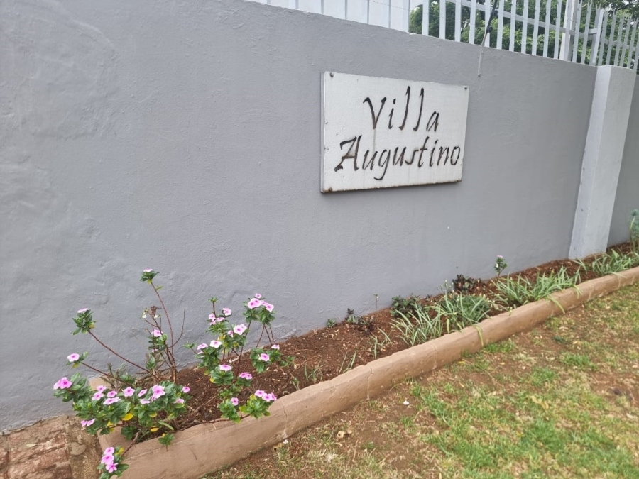 3 Bedroom Property for Sale in Verwoerdpark Gauteng