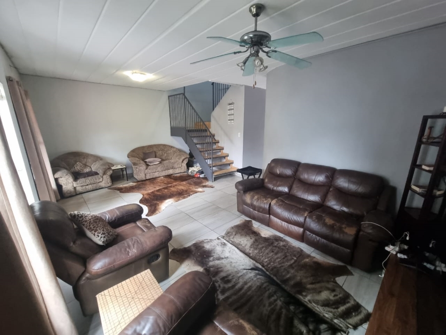 3 Bedroom Property for Sale in Verwoerdpark Gauteng