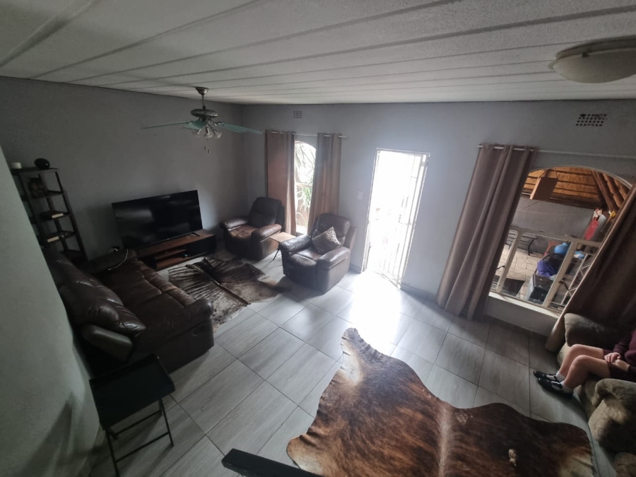3 Bedroom Property for Sale in Verwoerdpark Gauteng