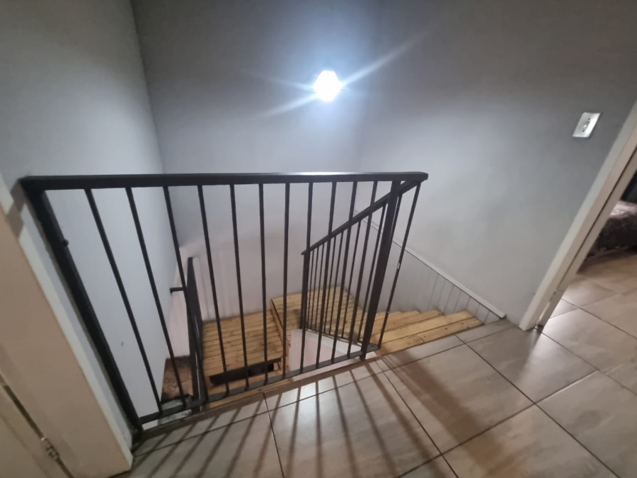 3 Bedroom Property for Sale in Verwoerdpark Gauteng