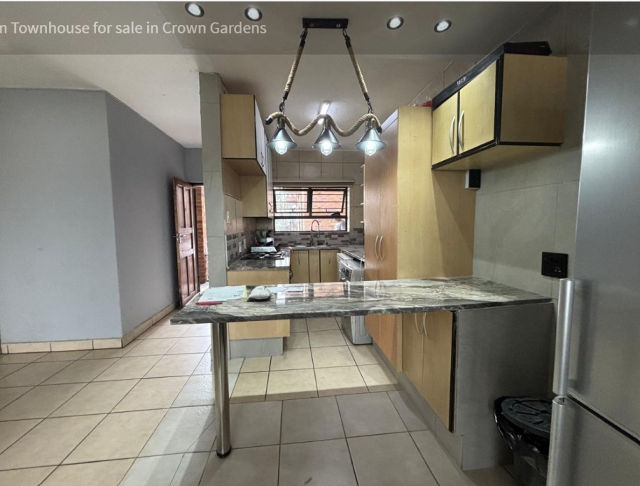 2 Bedroom Property for Sale in Crown Gauteng