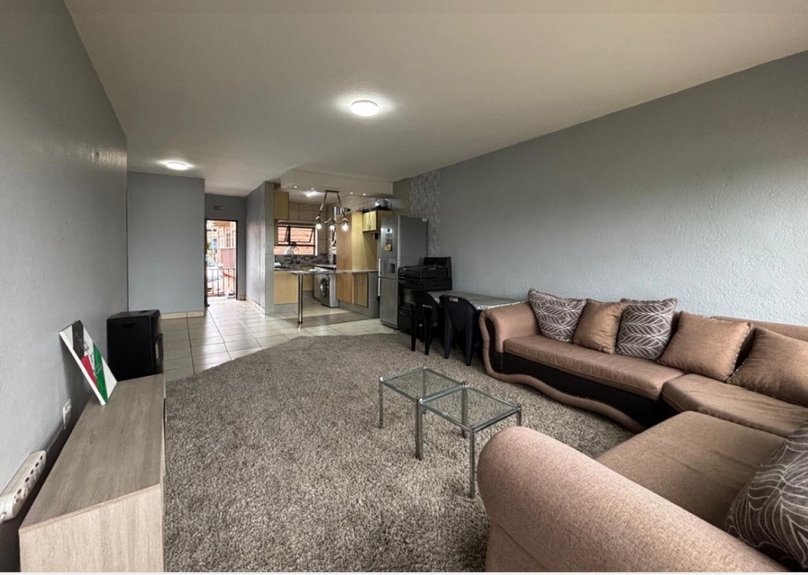 2 Bedroom Property for Sale in Crown Gauteng