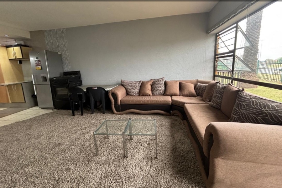 2 Bedroom Property for Sale in Crown Gauteng
