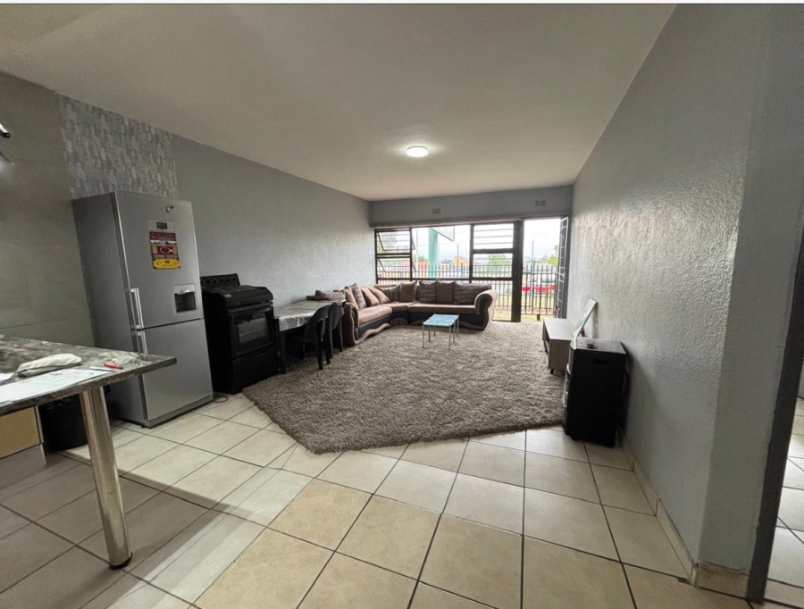 2 Bedroom Property for Sale in Crown Gauteng