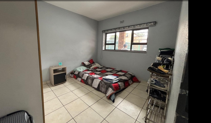 2 Bedroom Property for Sale in Crown Gauteng