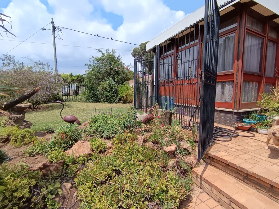 3 Bedroom Property for Sale in South Crest Gauteng