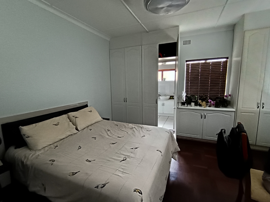 3 Bedroom Property for Sale in South Crest Gauteng