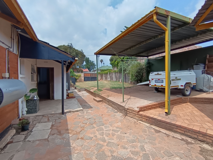 3 Bedroom Property for Sale in South Crest Gauteng
