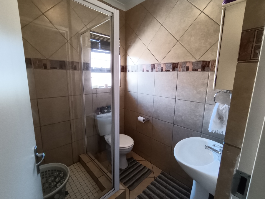 3 Bedroom Property for Sale in New Market Park Gauteng