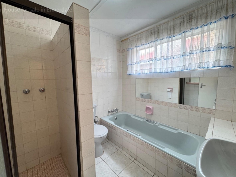 3 Bedroom Property for Sale in Ennerdale Gauteng