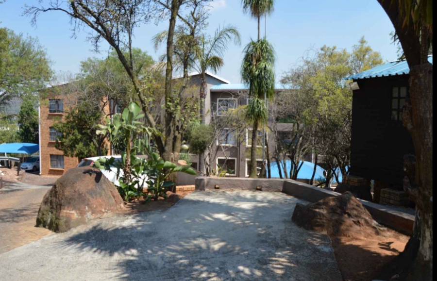 3 Bedroom Property for Sale in Mulbarton Gauteng