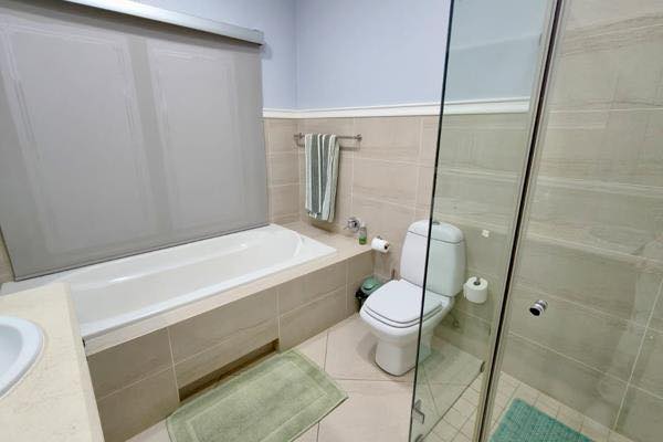 4 Bedroom Property for Sale in Vaal Marina Gauteng