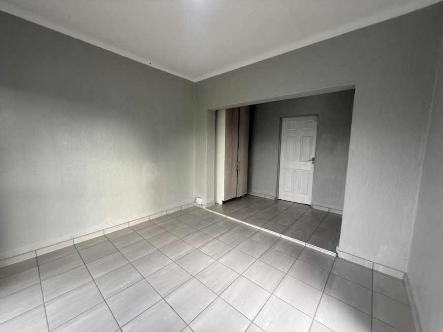 To Let 2 Bedroom Property for Rent in Norkem Park Gauteng