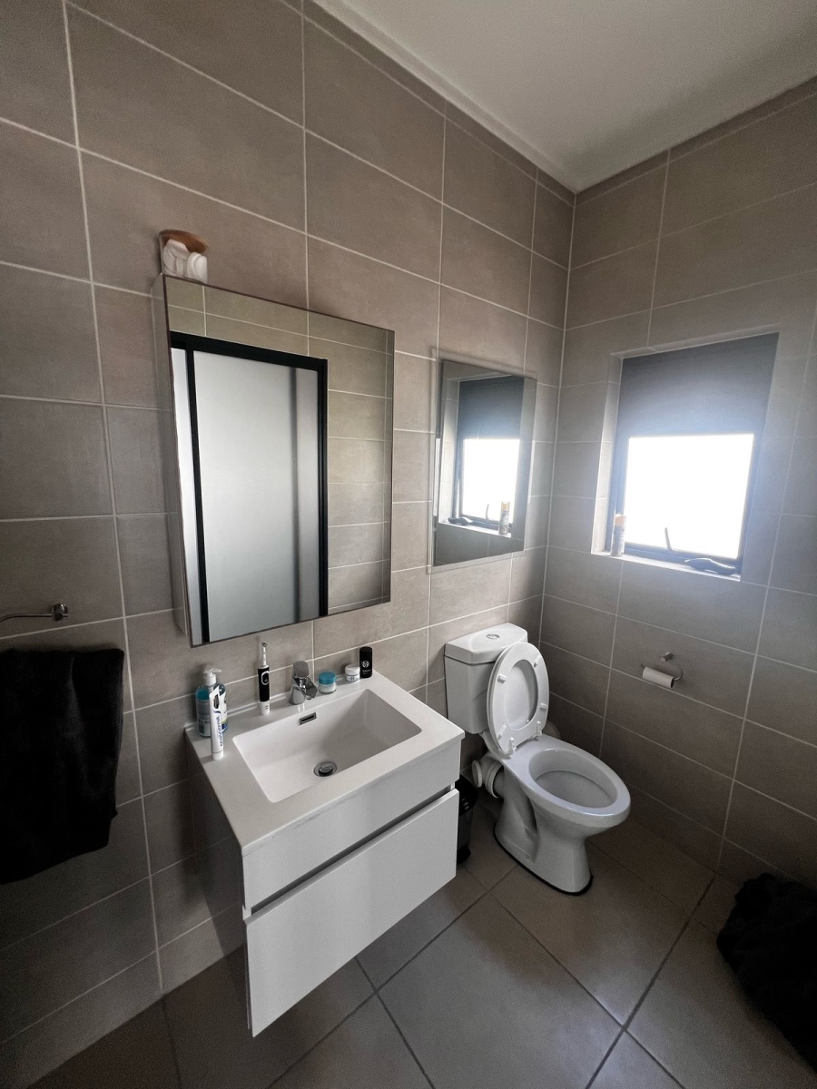 To Let 2 Bedroom Property for Rent in Linbro Park Gauteng