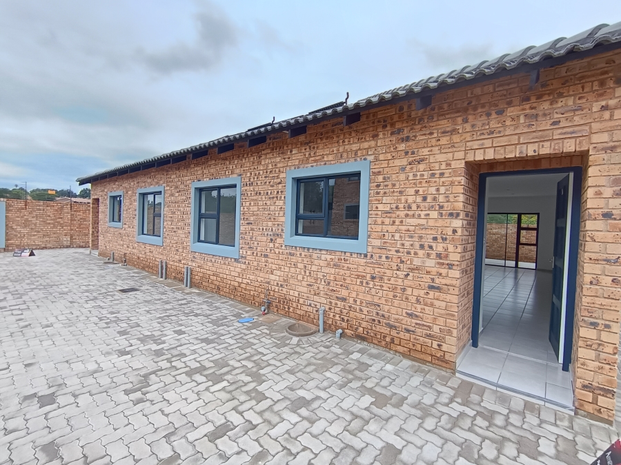 2 Bedroom Property for Sale in Brackendowns Gauteng