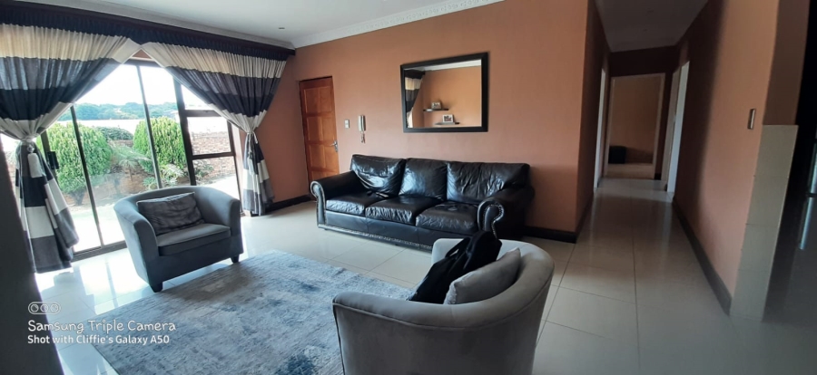 To Let 3 Bedroom Property for Rent in Meredale Gauteng