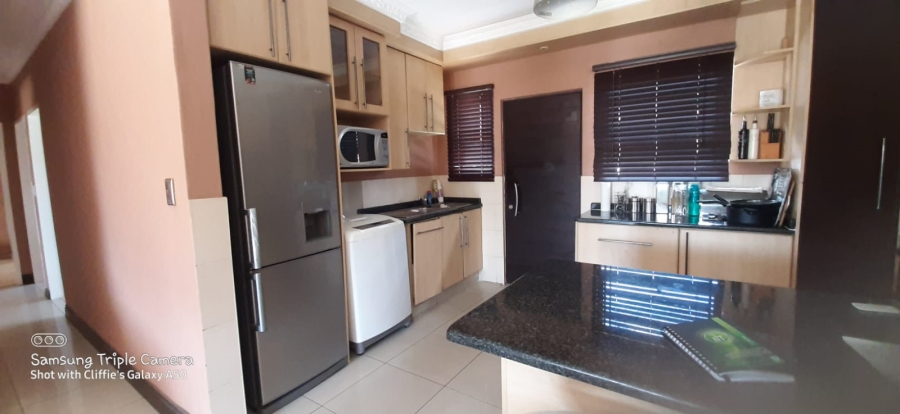 To Let 3 Bedroom Property for Rent in Meredale Gauteng