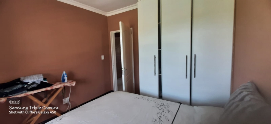 To Let 3 Bedroom Property for Rent in Meredale Gauteng