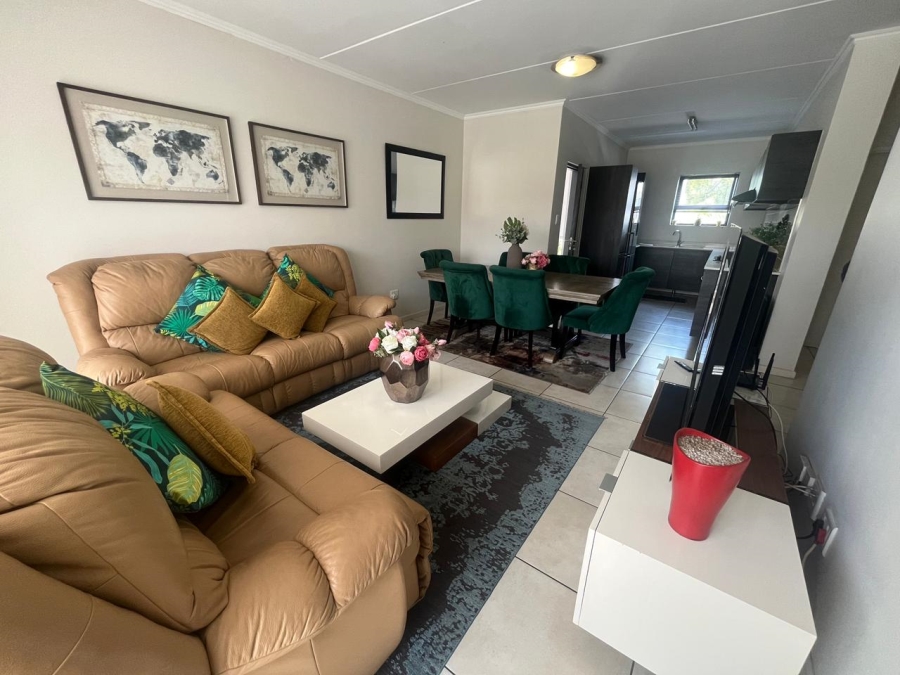 3 Bedroom Property for Sale in Oakdene Gauteng