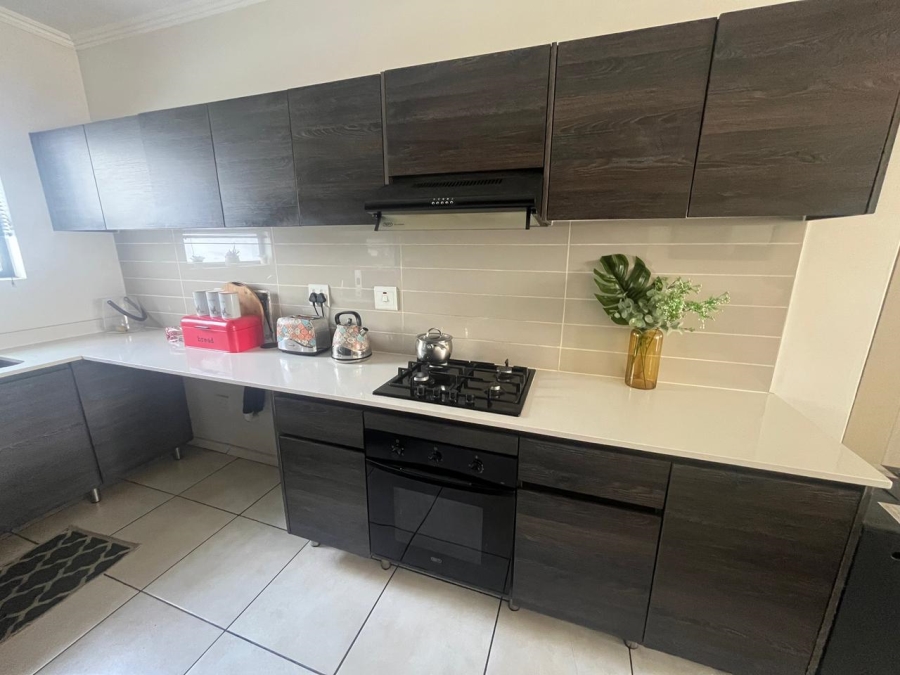 3 Bedroom Property for Sale in Oakdene Gauteng