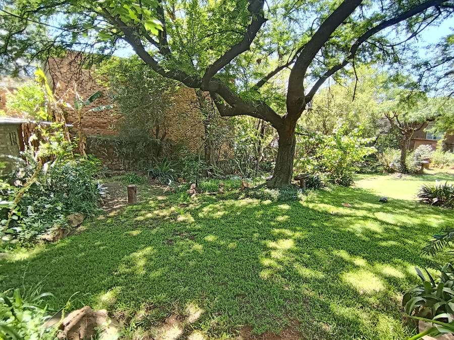 5 Bedroom Property for Sale in South Crest Gauteng