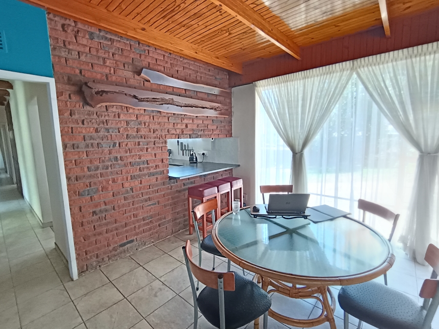 5 Bedroom Property for Sale in South Crest Gauteng