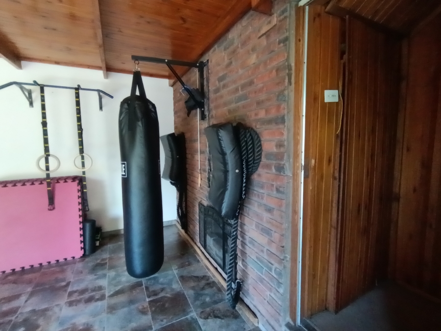 5 Bedroom Property for Sale in South Crest Gauteng