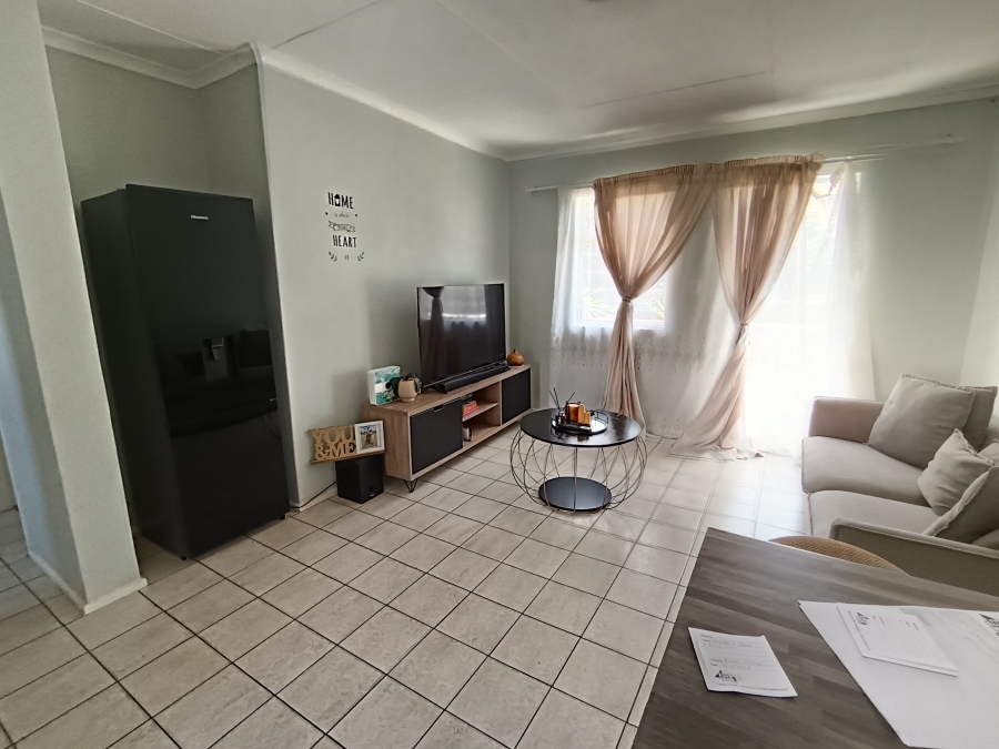 2 Bedroom Property for Sale in Florentia Gauteng