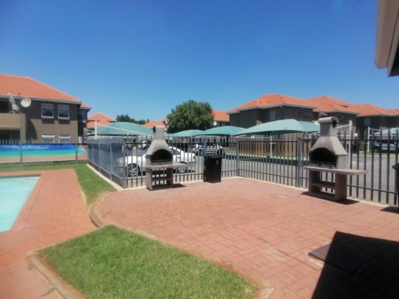 2 Bedroom Property for Sale in Florentia Gauteng