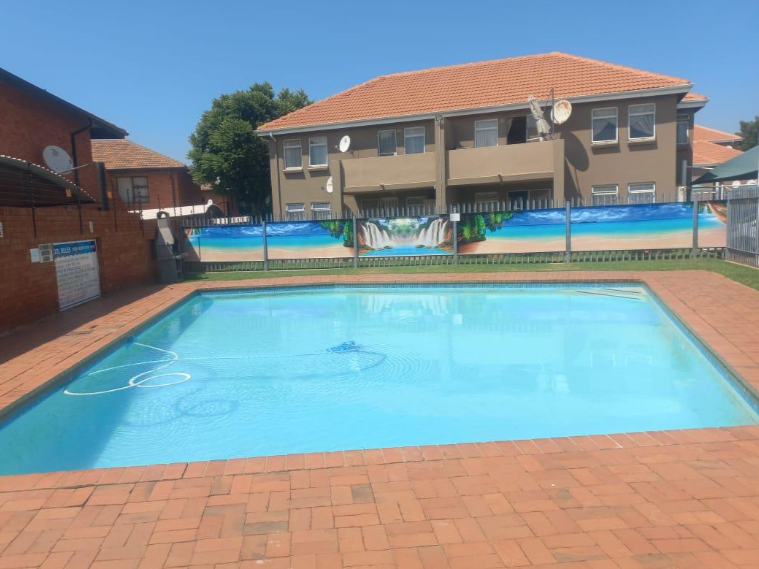 2 Bedroom Property for Sale in Florentia Gauteng