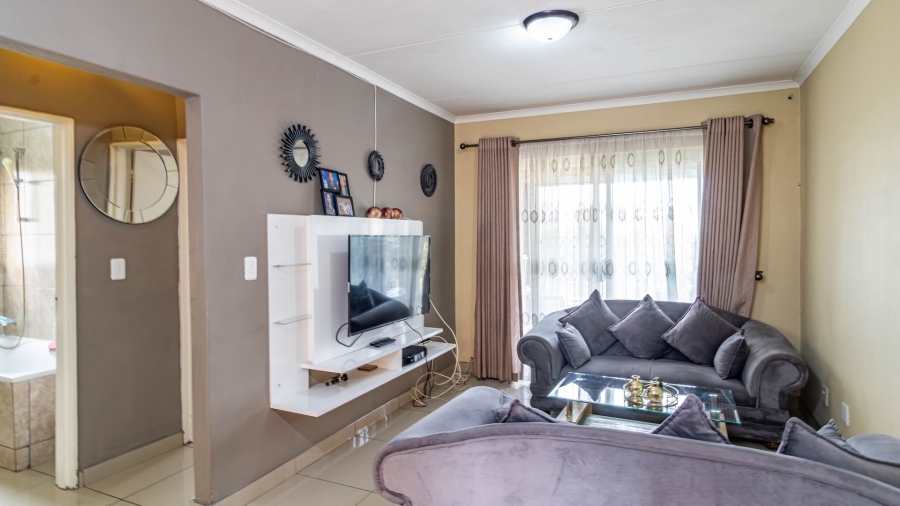 2 Bedroom Property for Sale in Elandspark Gauteng