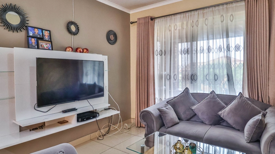 2 Bedroom Property for Sale in Elandspark Gauteng