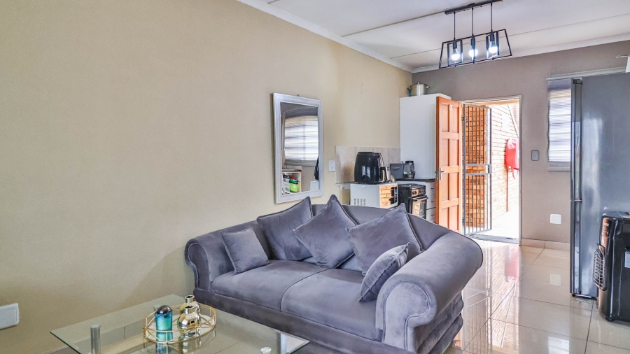 2 Bedroom Property for Sale in Elandspark Gauteng