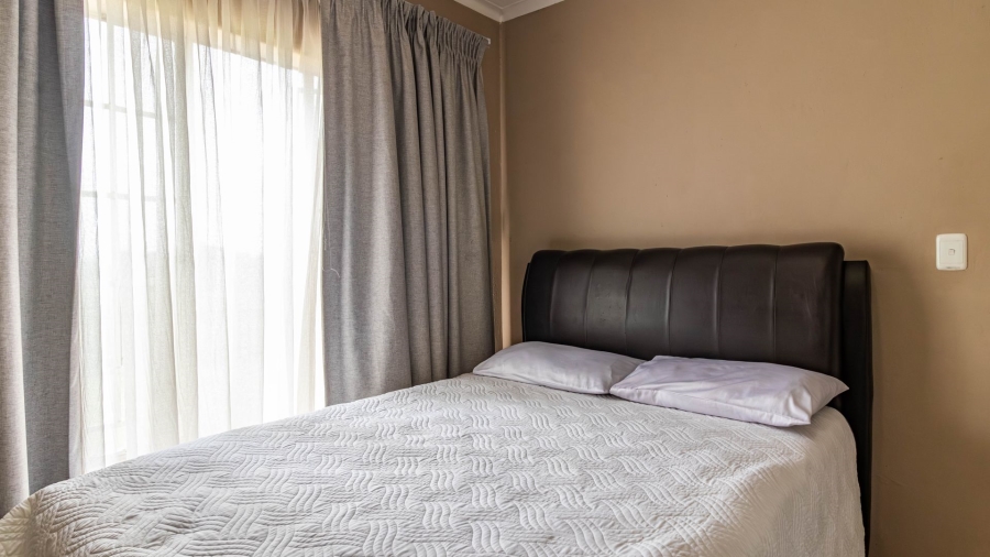 2 Bedroom Property for Sale in Elandspark Gauteng