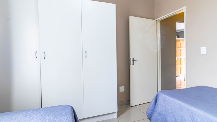 2 Bedroom Property for Sale in Elandspark Gauteng