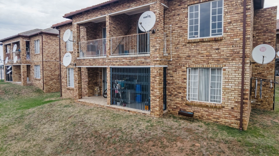 2 Bedroom Property for Sale in Elandspark Gauteng