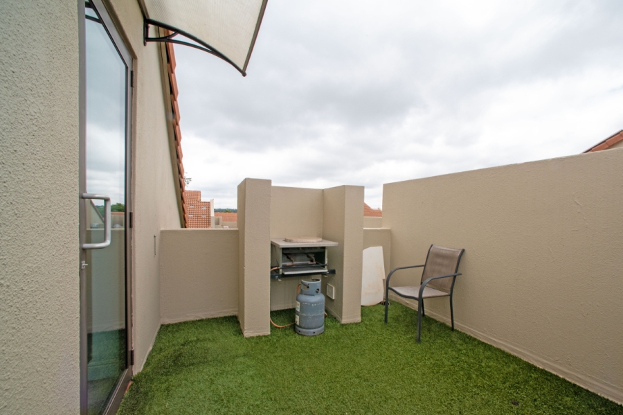 2 Bedroom Property for Sale in Bedfordview Gauteng