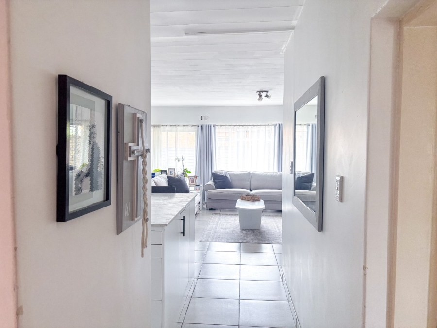 3 Bedroom Property for Sale in Brackendowns Gauteng