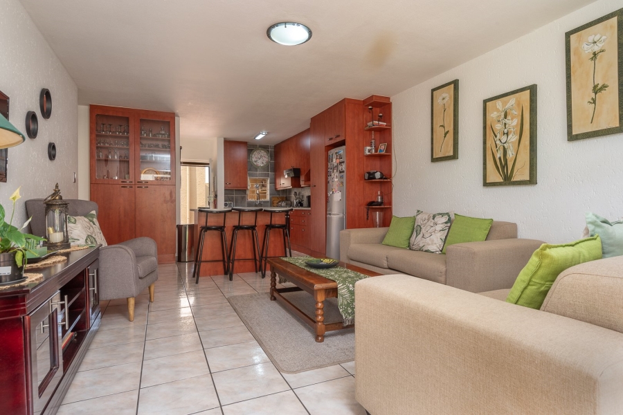 3 Bedroom Property for Sale in Brackendowns Gauteng