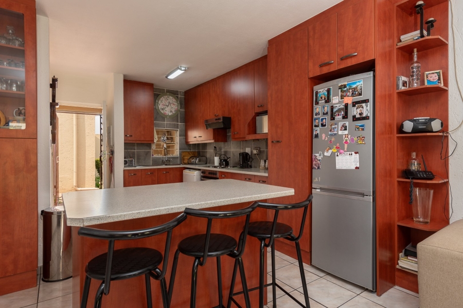 3 Bedroom Property for Sale in Brackendowns Gauteng