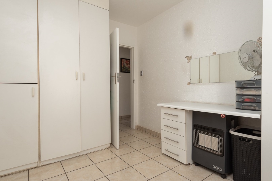 3 Bedroom Property for Sale in Brackendowns Gauteng