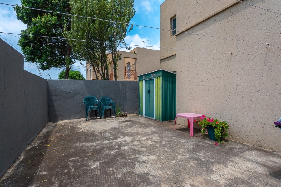 3 Bedroom Property for Sale in Brackendowns Gauteng