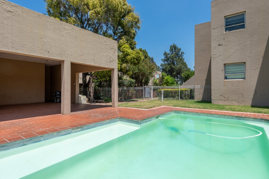 3 Bedroom Property for Sale in Brackendowns Gauteng