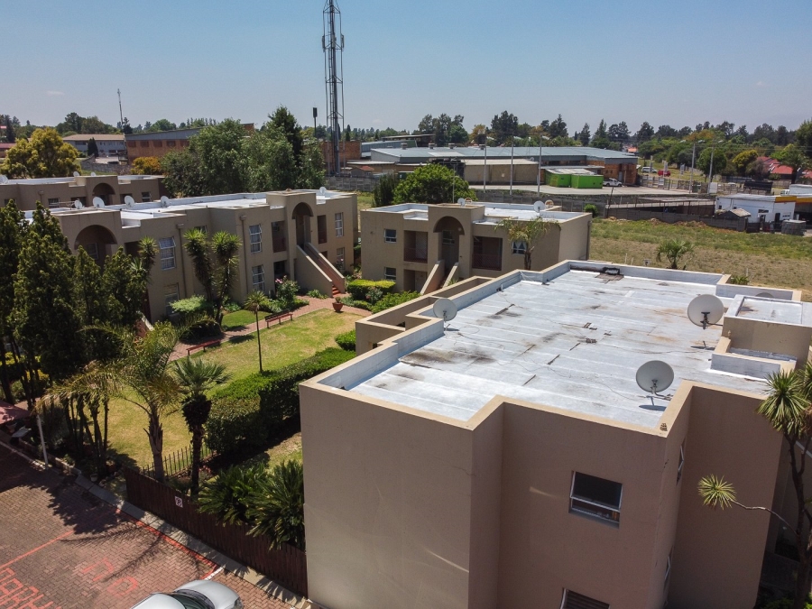 3 Bedroom Property for Sale in Brackendowns Gauteng