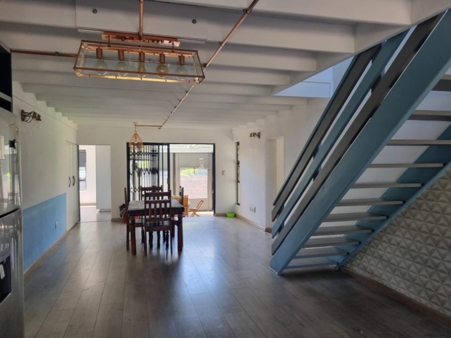 5 Bedroom Property for Sale in Illiondale Gauteng