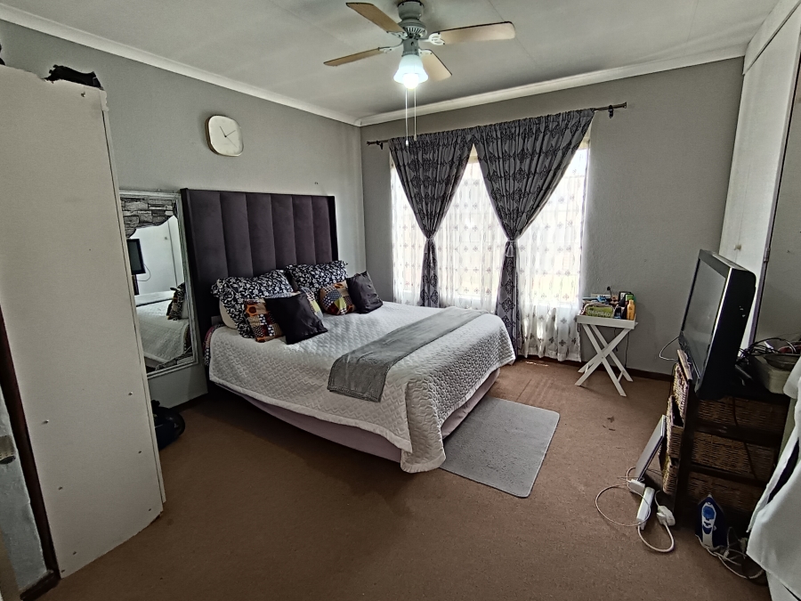 3 Bedroom Property for Sale in Elandspark Gauteng