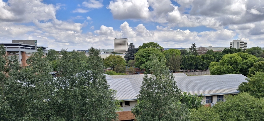 1 Bedroom Property for Sale in Hatfield Gauteng